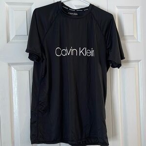 Calvin Klein Swimwear UPF 40 shirt size L 🔥🔥